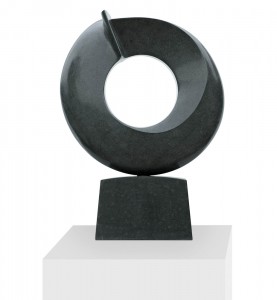 Le penseur, Granit d’Inde, 2015, 63 x 47 x 10  cm