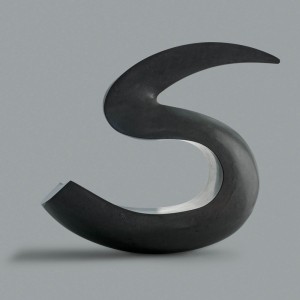 Un simple signe, Granit d’Inde, 2015, 70 x 80 x 42  cm